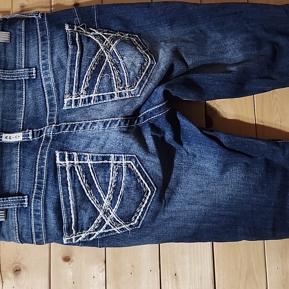 Ariat Real Denim Size 27R Bootcut Inseam 32in - Picture 2 of 7